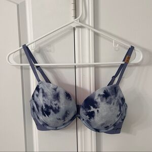 Women’s Victoria Secret Push up Bra